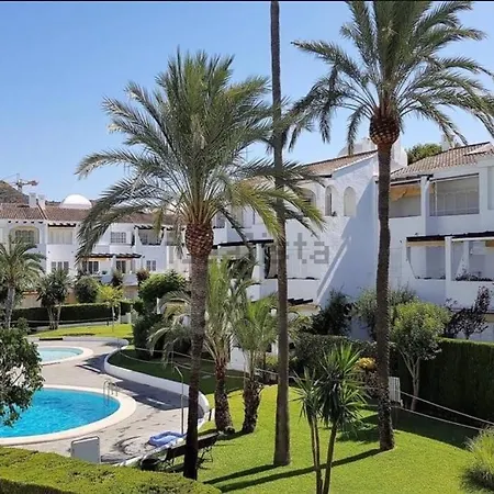 En Urbanizacion Mezquida Recien Reformado Javea